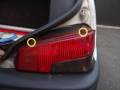 remplacer ampoule cassé feu arriere stop cligno Peugeot 106 tuto (11)