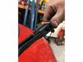 comment remplacer changer essuie-glace avant HYUNDAI Getz tuto hangar du nord (9)