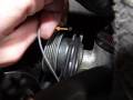 Remplacer cable d'accelerateur peugeot 205 junior GTI CTI tuto rta tutoriel (7)